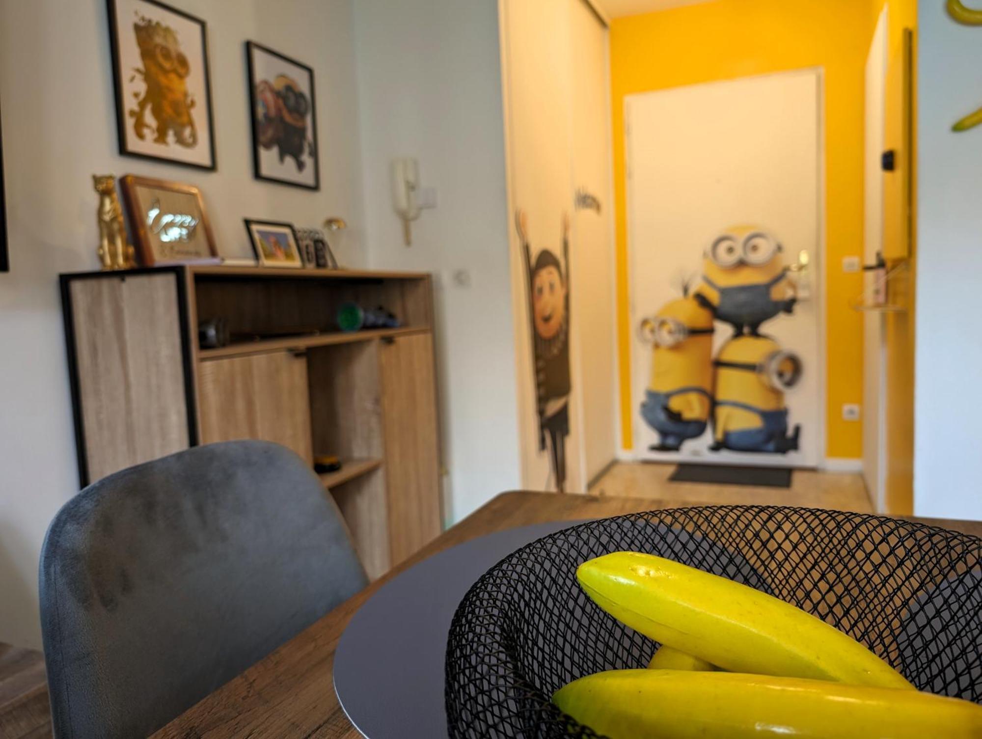 Le Repaire Des Minions - 10' Disney - Familial Bailly-Romainvilliers Dış mekan fotoğraf