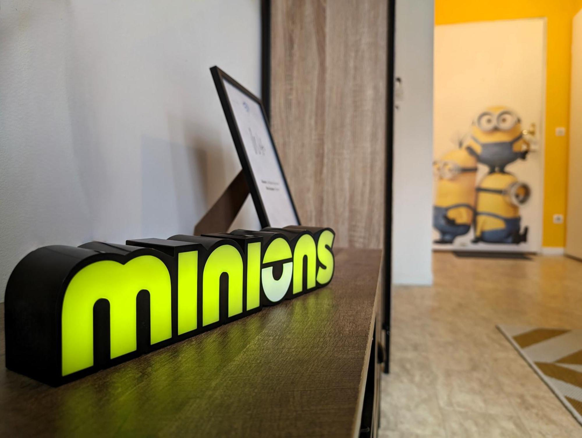 Le Repaire Des Minions - 10' Disney - Familial Bailly-Romainvilliers Dış mekan fotoğraf